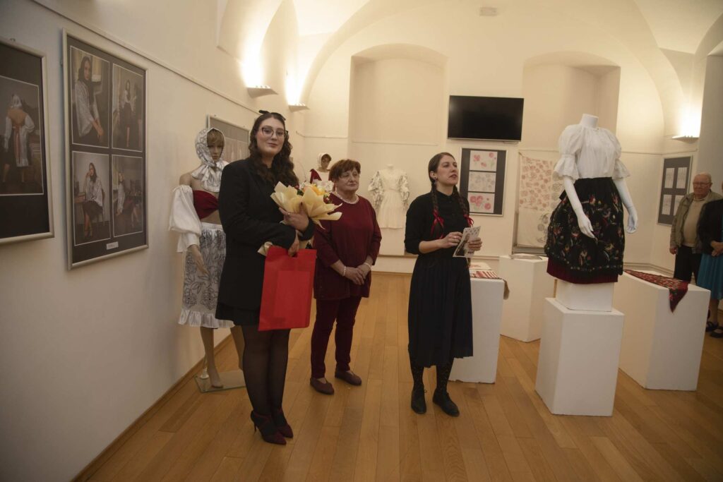 Instagram post from czkidn. This post is in position 0.