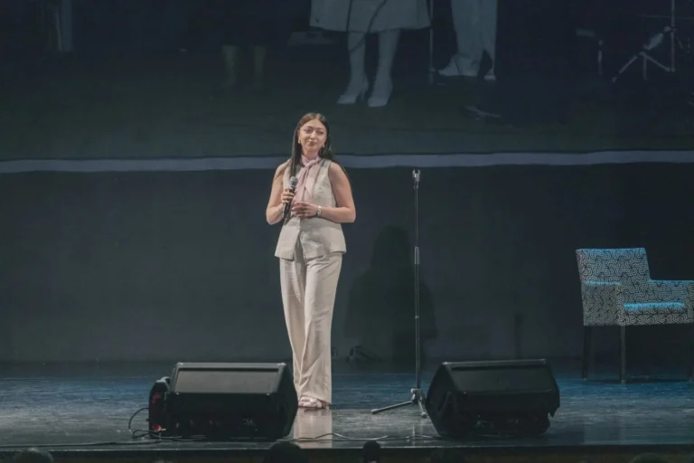 Instagram post from czkidn. This post is in position 12.