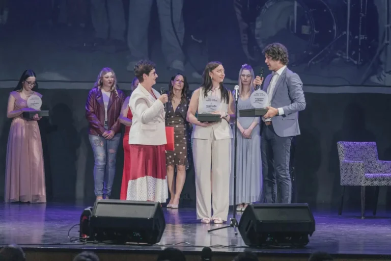 Instagram post from czkidn. This post is in position 16.