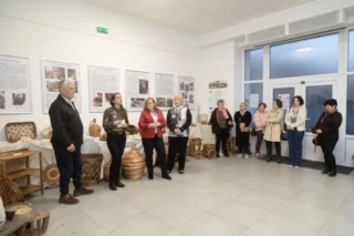 Instagram post from czkidn. This post is in position 2.